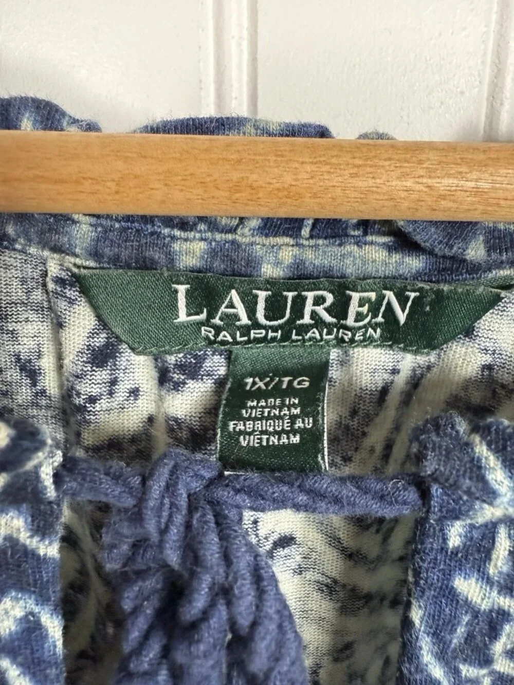 Lauren Ralph Lauren Linen Blend Tie Neck Flutter Sleeve Top Sz 1X Blue White - Picture 4 of 7